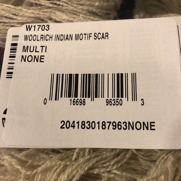 NEW Woolrich Indian Tribal Motif Fringe Saddle Blanket Look Winter Scarf - Picture 5 of 5